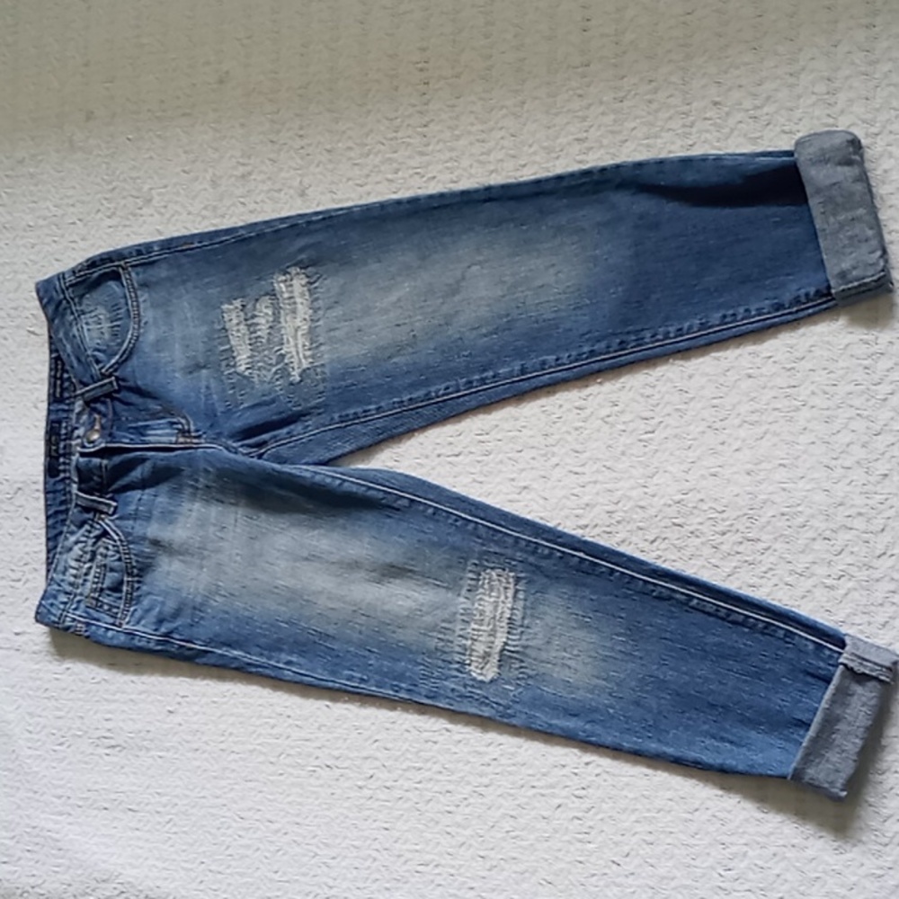 Jessica Simpson Weekend Relaxed Jeans Size 26 Factory Distressed
